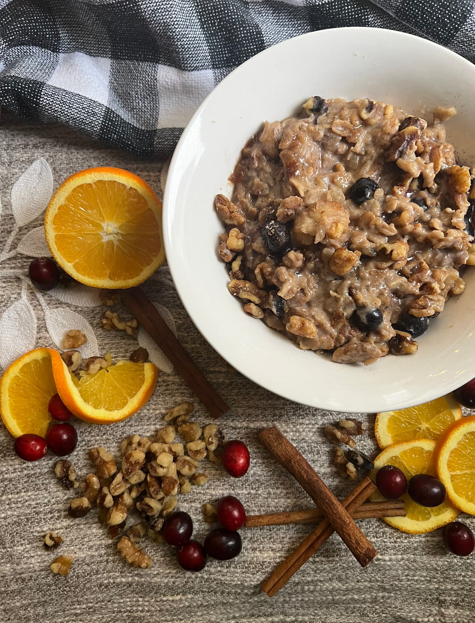 Blissful Indulgence: Savoring a Cozy Weekend with My Heartwarming Apple-Walnut Oatmeal